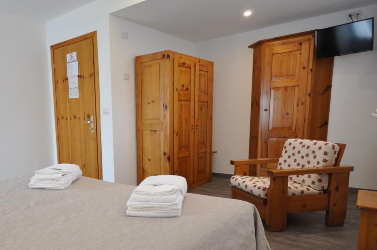 Meuble Albergo Dante Μπόρμιο Εξωτερικό φωτογραφία