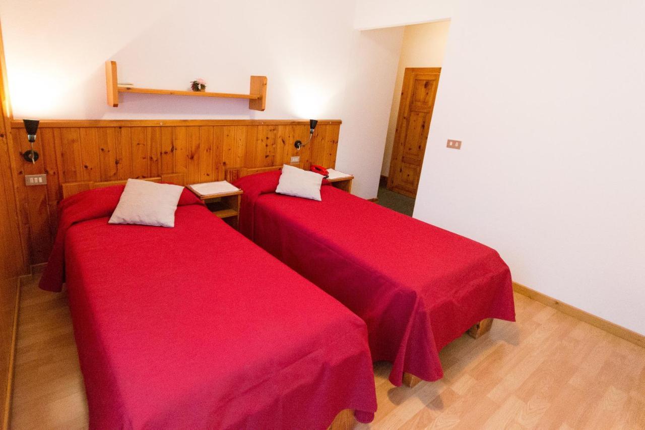 Meuble Albergo Dante Μπόρμιο Εξωτερικό φωτογραφία