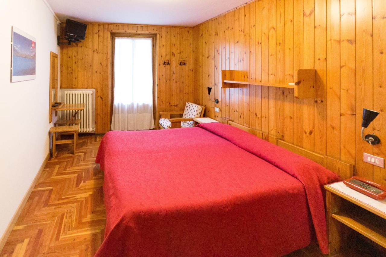 Meuble Albergo Dante Μπόρμιο Εξωτερικό φωτογραφία
