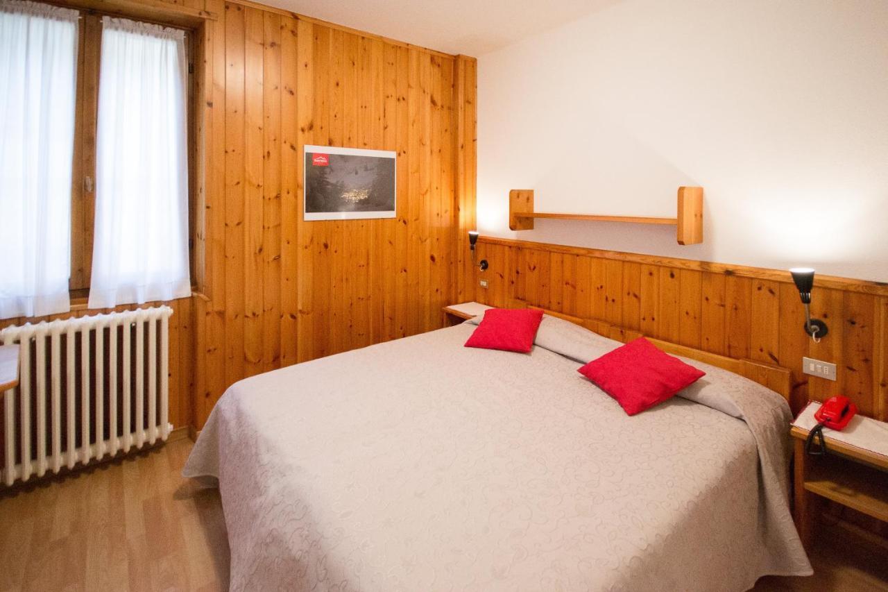 Meuble Albergo Dante Μπόρμιο Εξωτερικό φωτογραφία