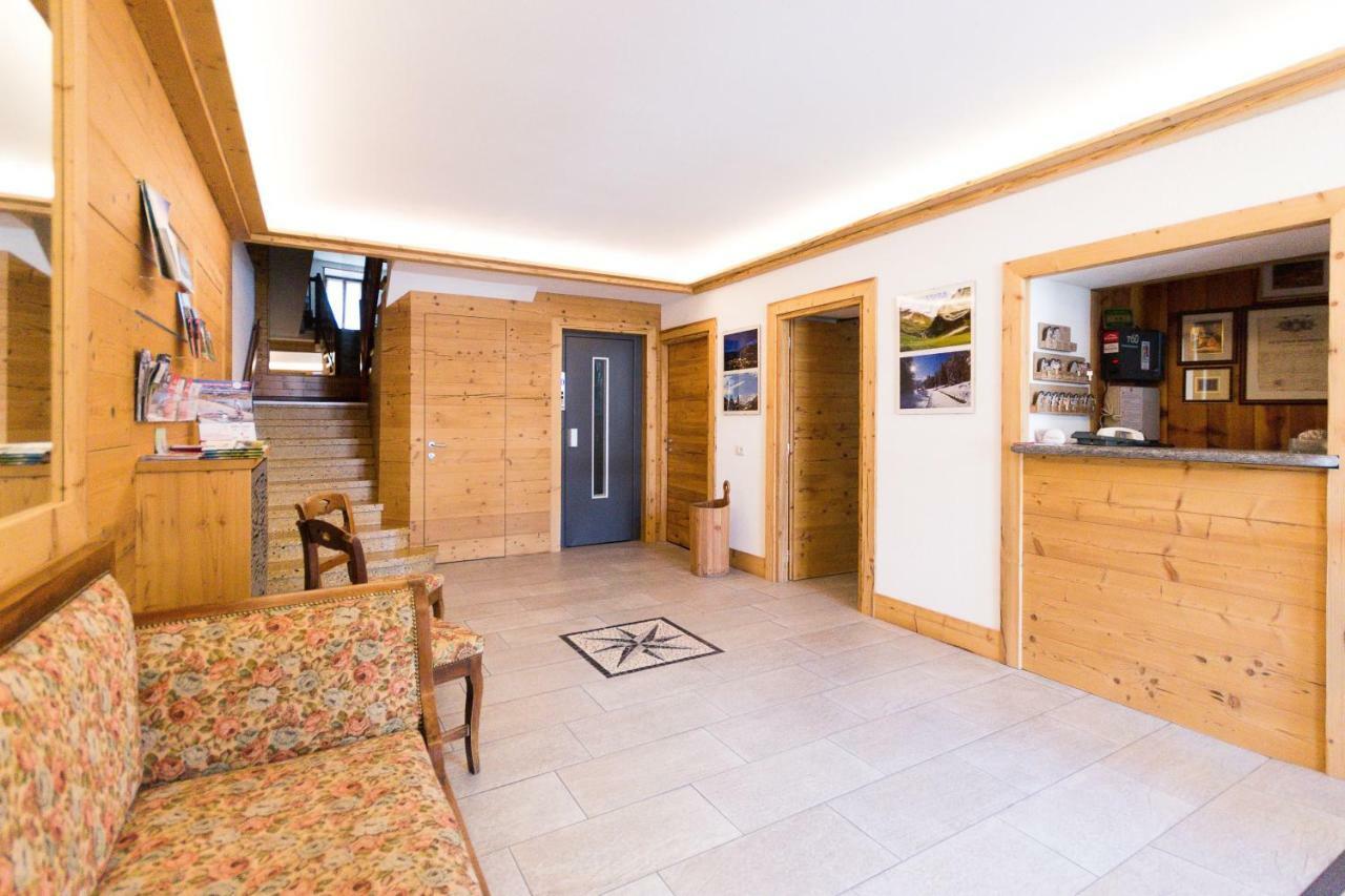 Meuble Albergo Dante Μπόρμιο Εξωτερικό φωτογραφία